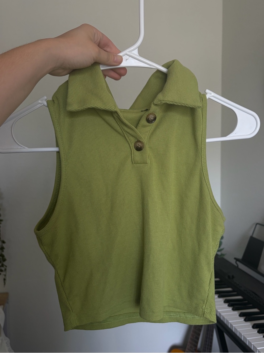 Sleeveless Crop Top in Olive Green